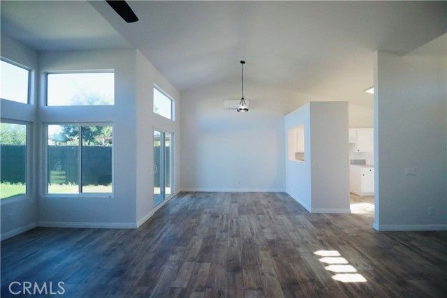 716 Periwinkle, Perris, CA 92571