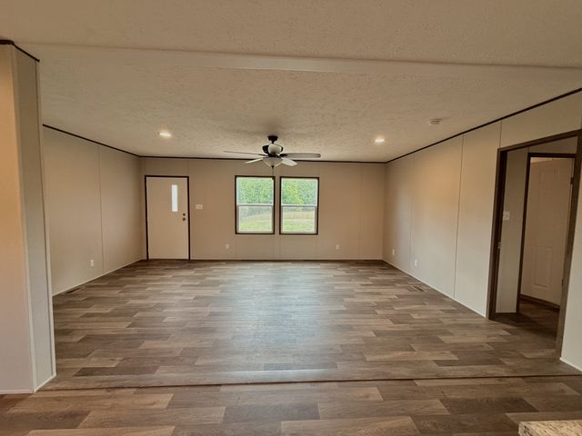 885 Junior Witt, Rock Island, TN 38581