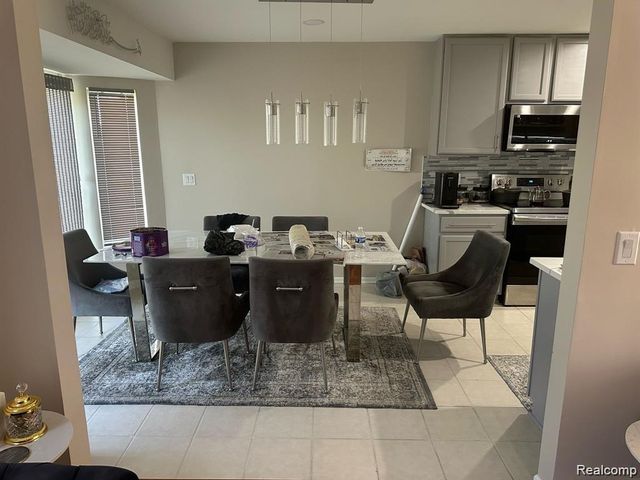 55 Morross Circle, Dearborn, MI 48126
