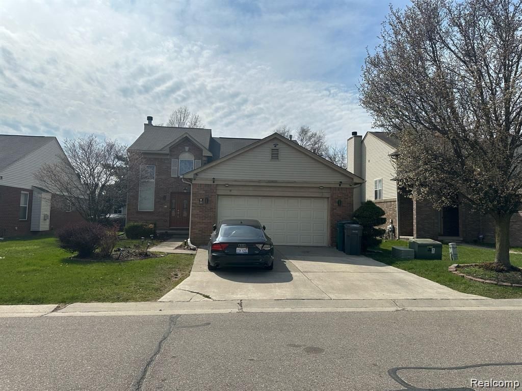 55 Morross Circle, Dearborn, MI 48126