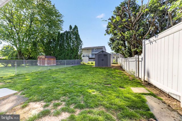 251 EDWARD LN, Catasauqua, PA 18032
