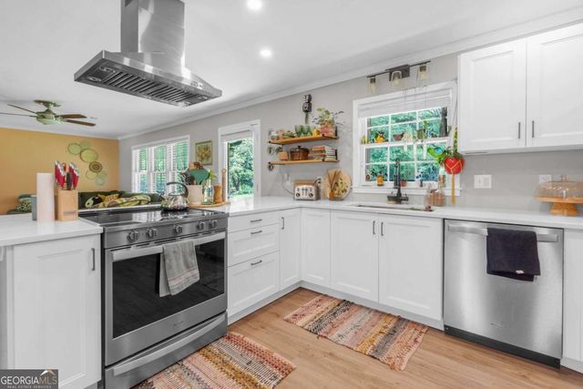 2532 Millbrook Drive, Snellville, GA 30078