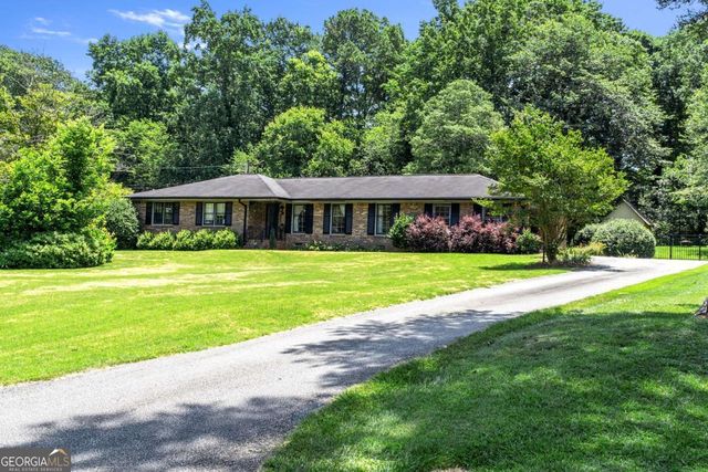2532 Millbrook Drive, Snellville, GA 30078