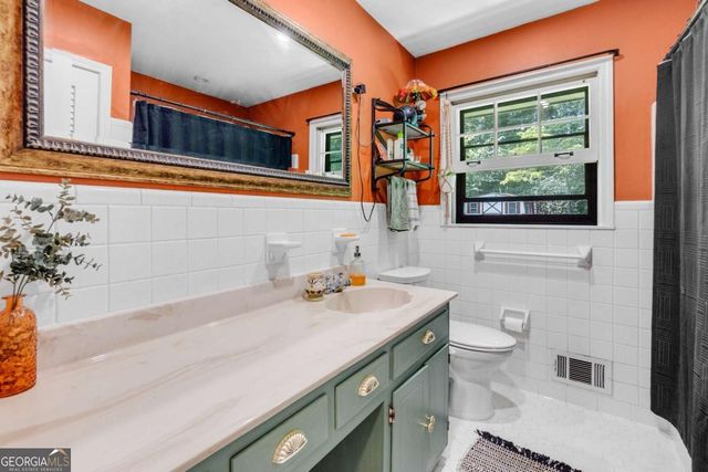 2532 Millbrook Drive, Snellville, GA 30078