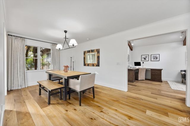 6500 Mount Rainier Drive, Bakersfield, CA 93309