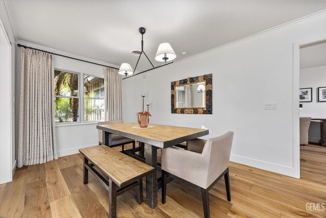 6500 Mount Rainier Drive, Bakersfield, CA 93309