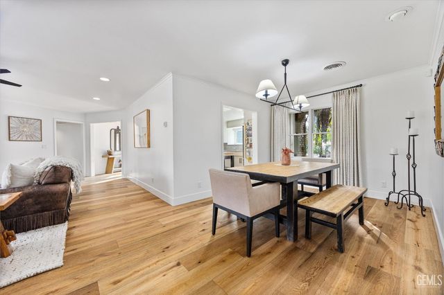 6500 Mount Rainier Drive, Bakersfield, CA 93309