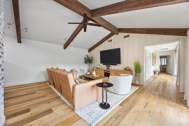 6500 Mount Rainier Drive, Bakersfield, CA 93309