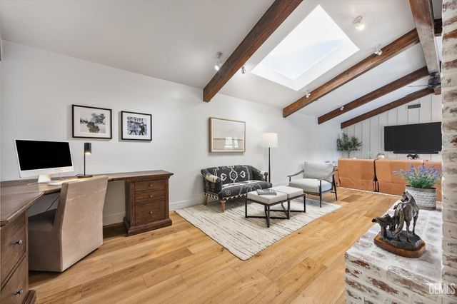 6500 Mount Rainier Drive, Bakersfield, CA 93309