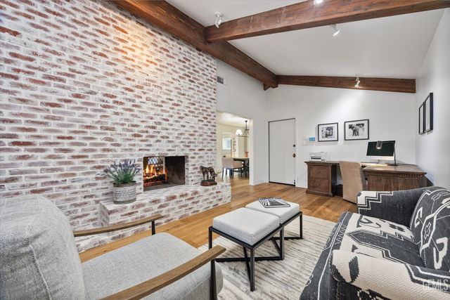 6500 Mount Rainier Drive, Bakersfield, CA 93309