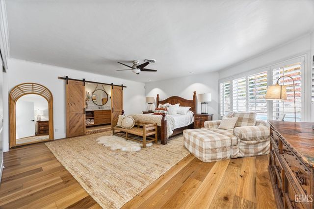 6500 Mount Rainier Drive, Bakersfield, CA 93309