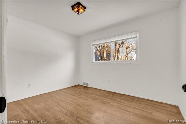 20574 Rutherford Street, Detroit, MI 48235