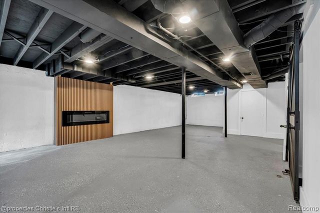 20574 Rutherford Street, Detroit, MI 48235