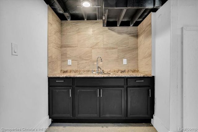 20574 Rutherford Street, Detroit, MI 48235