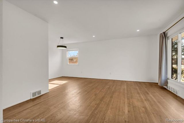 20574 Rutherford Street, Detroit, MI 48235