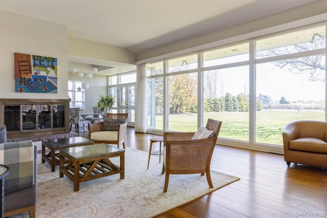 29 Alden Lane, Quiogue, NY 11978