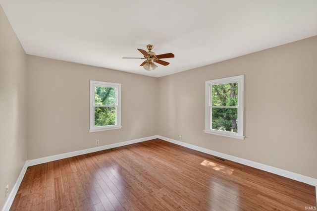 1765 N Bay Drive, Elkhart, IN 46514