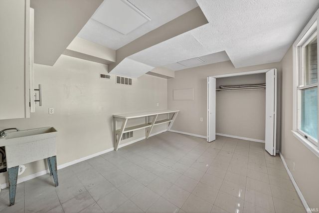 1765 N Bay Drive, Elkhart, IN 46514