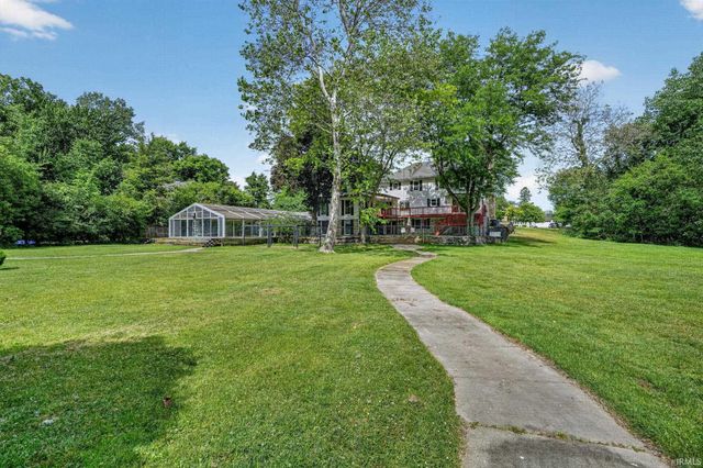1765 N Bay Drive, Elkhart, IN 46514