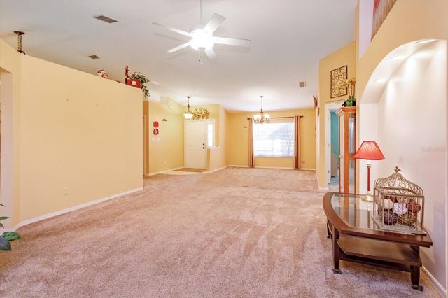 25845 GLEN EAGLE DR, Leesburg, FL 34748