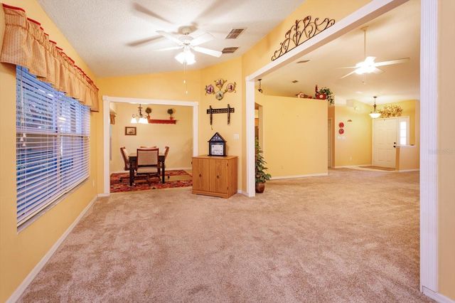 25845 GLEN EAGLE DR, Leesburg, FL 34748