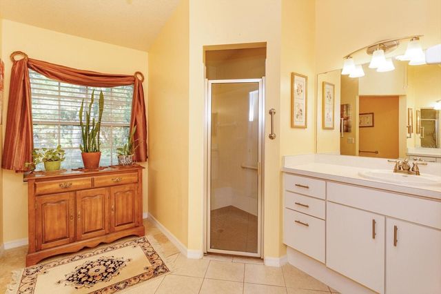 25845 GLEN EAGLE DR, Leesburg, FL 34748