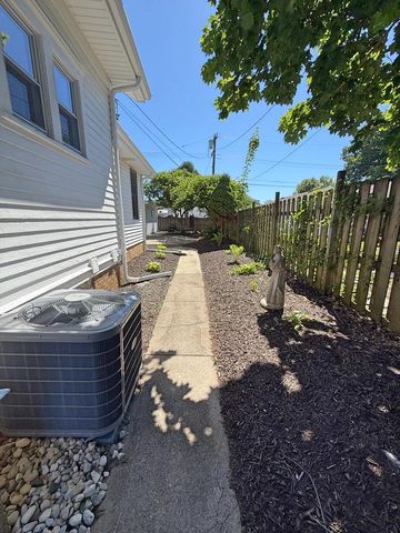 1315 Arthur AVENUE, Racine, WI 53405