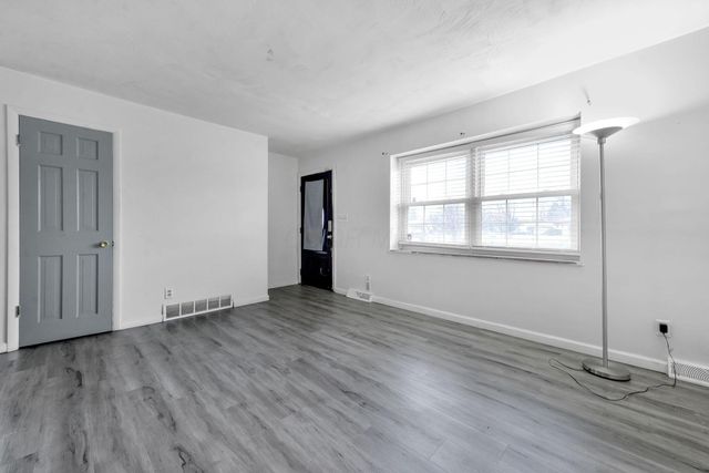 1370 Erickson Road, Columbus, OH 43227