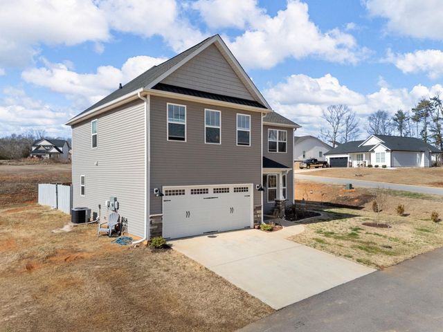 610 Circinae Road, Cowpens, SC 29330