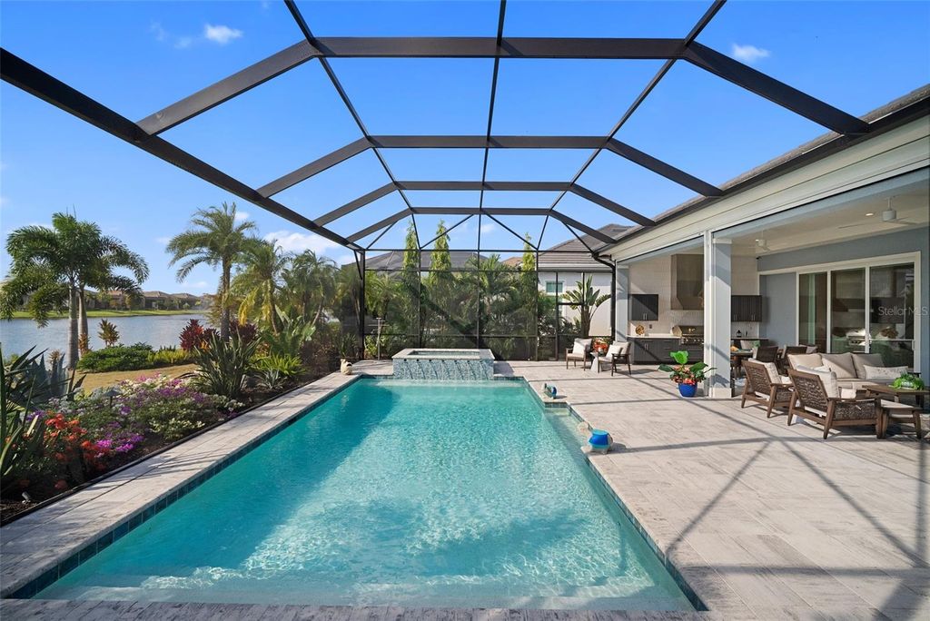 Image 48 of property listing at 8315 PAVIA WAY, Bradenton, FL 34202