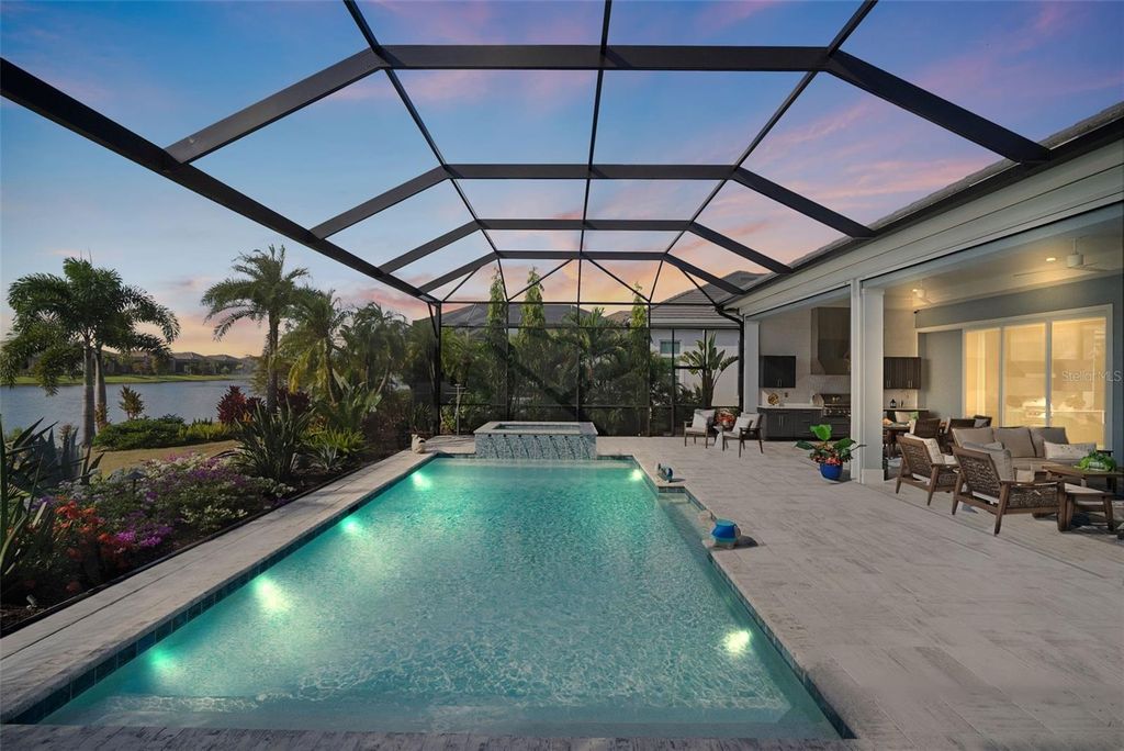 Image 50 of property listing at 8315 PAVIA WAY, Bradenton, FL 34202