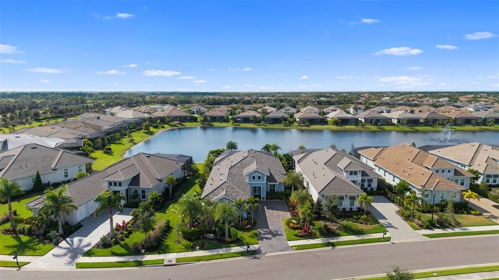 Image 52 of property listing at 8315 PAVIA WAY, Bradenton, FL 34202