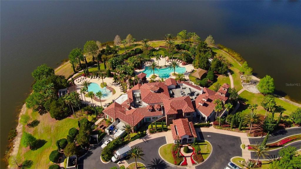 Image 70 of property listing at 8315 PAVIA WAY, Bradenton, FL 34202