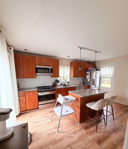 1211 Piper Rd, West Springfield, MA 01089