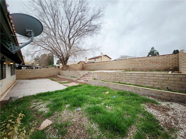 12850 Bermuda Dunes Drive, Victorville, CA 92395