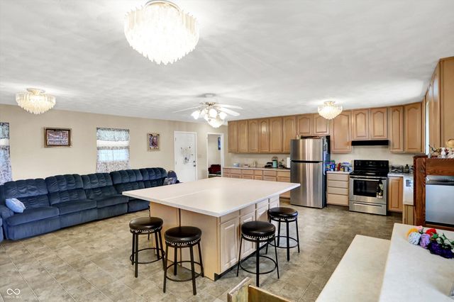 425 E Jackson Street, Alexandria, IN 46001