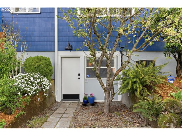 2605 Se Woodward St, Portland, OR 97202