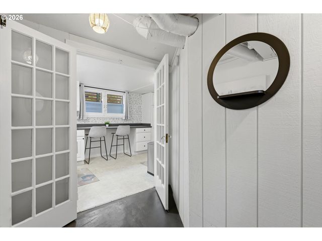 2605 Se Woodward St, Portland, OR 97202