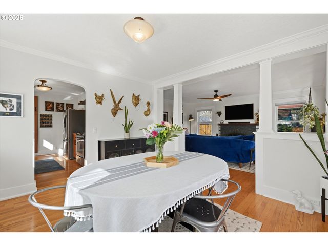 2605 Se Woodward St, Portland, OR 97202