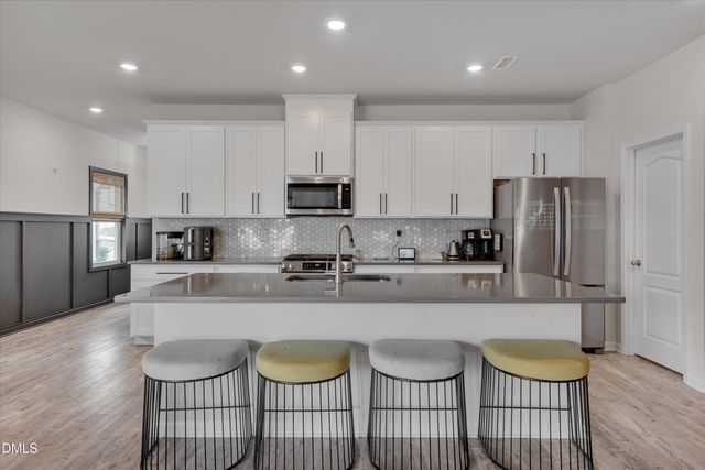 3104 Lake Barkley Way, Fuquay Varina, NC 27526