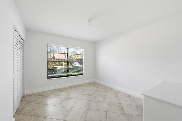 8336 NW 37th Place, Sunrise, FL 33351