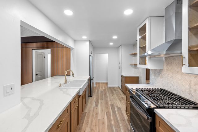 1125 Wellesley Ave, Modesto, CA 95350