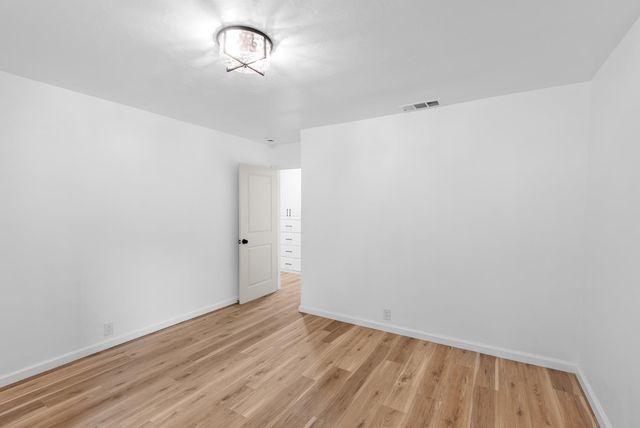 1125 Wellesley Ave, Modesto, CA 95350