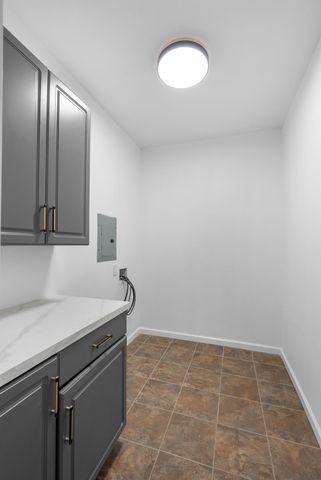 1125 Wellesley Ave, Modesto, CA 95350