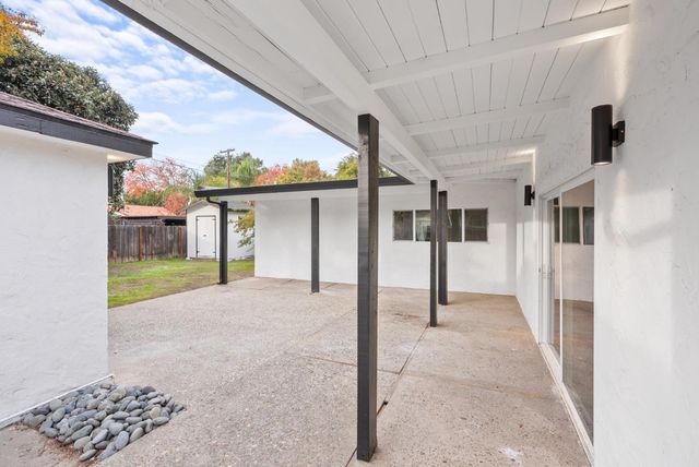 1125 Wellesley Ave, Modesto, CA 95350