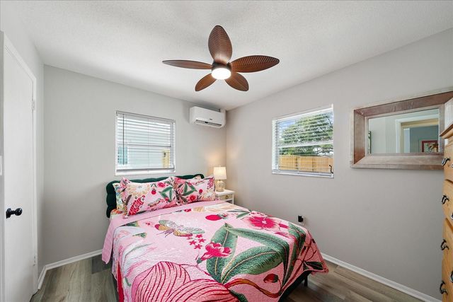 920 MYRTLE AVENUE, Venice, FL 34285