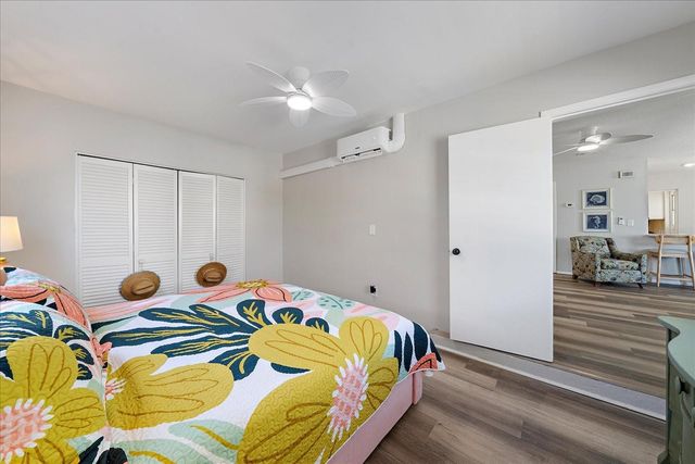 920 MYRTLE AVENUE, Venice, FL 34285