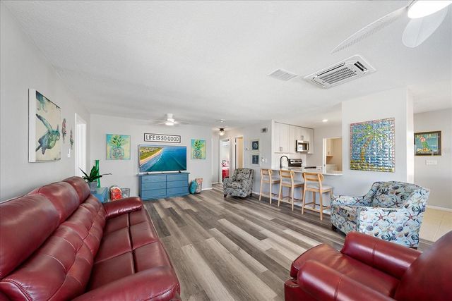 920 MYRTLE AVENUE, Venice, FL 34285