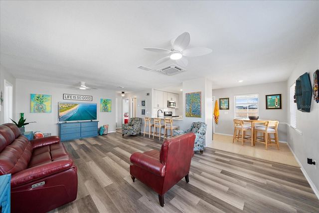 920 MYRTLE AVENUE, Venice, FL 34285