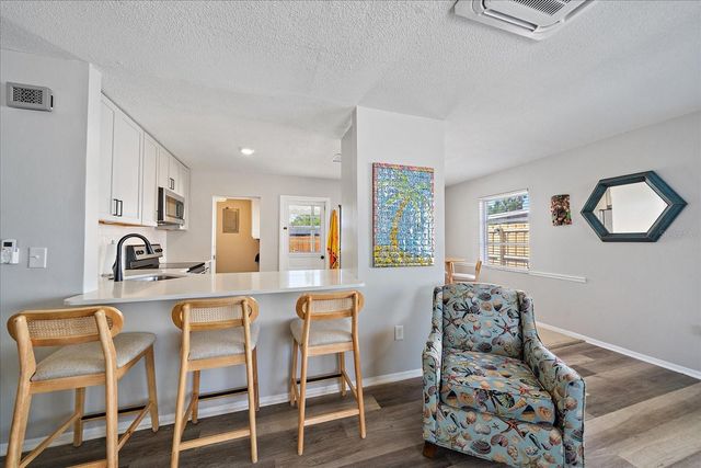 920 MYRTLE AVENUE, Venice, FL 34285